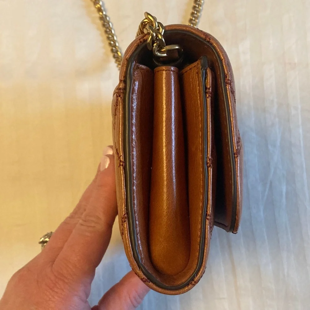 Tory Burch tory burch